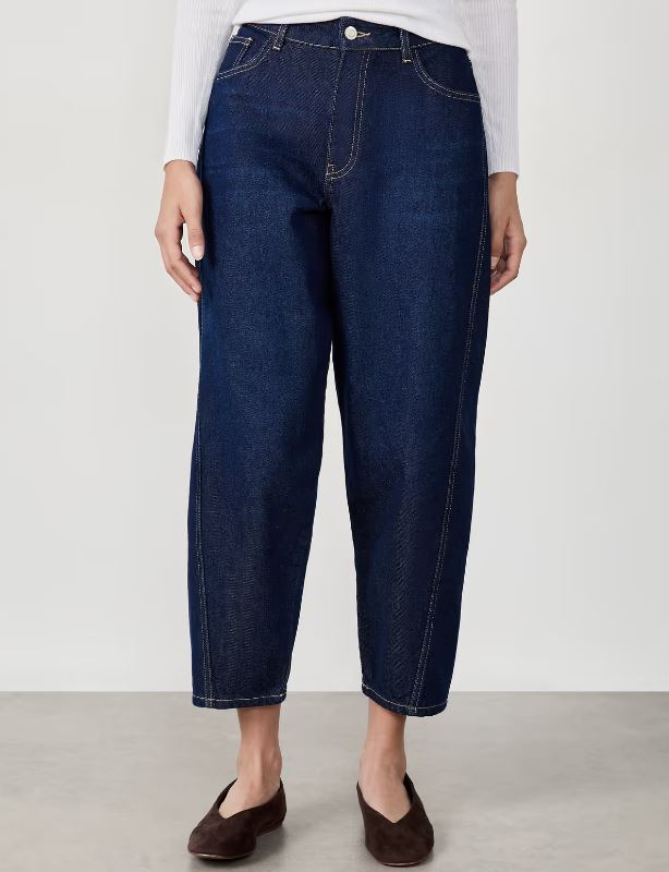 Jeans corte zanahoria