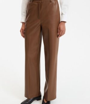 Pantalón pernera ancha
