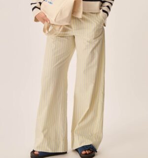 Pantalón ancho